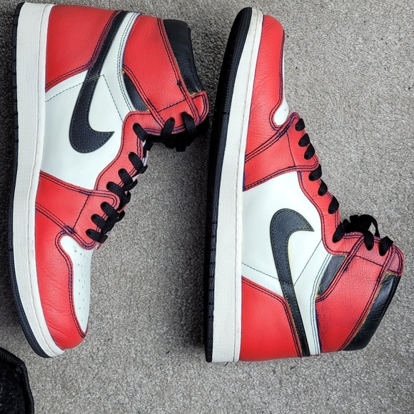 Air Jordan 1 SB - Picture 3 of 8